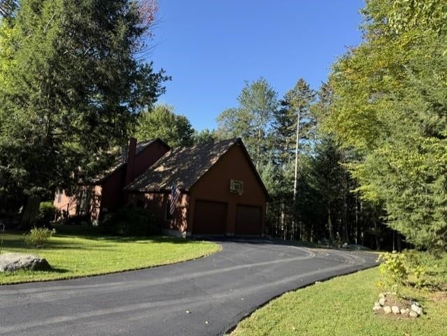 Photo of 8 Mill Pond Lane, Grantham, NH 03753 (MLS # 5110739)