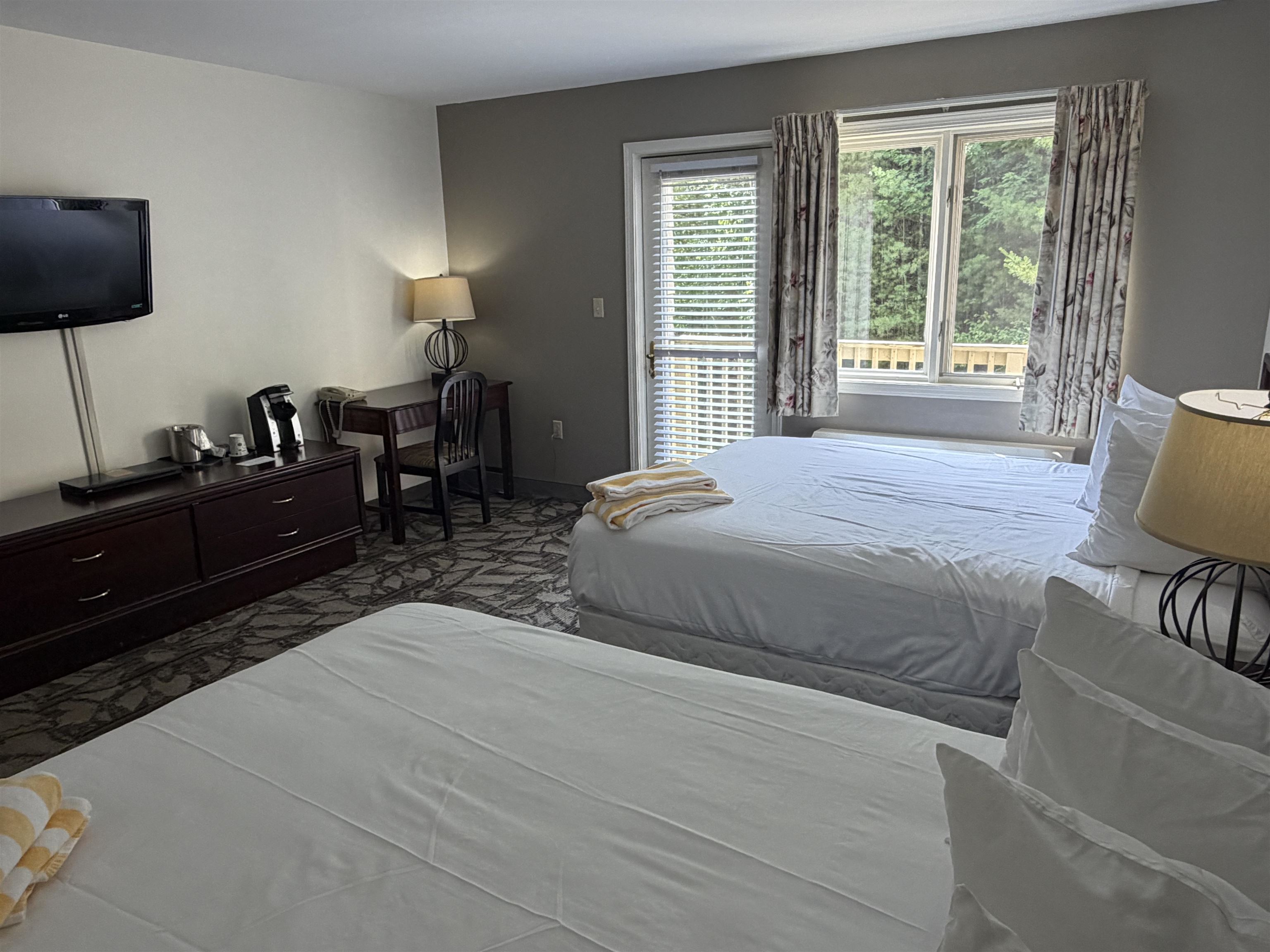 235/237 Grand Summit Drive 235/237