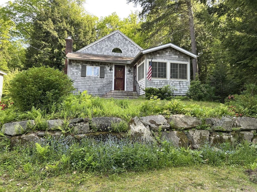 Photo of 155 Whittemore Point Road, Bridgewater, NH 03222 (MLS # 5026855)