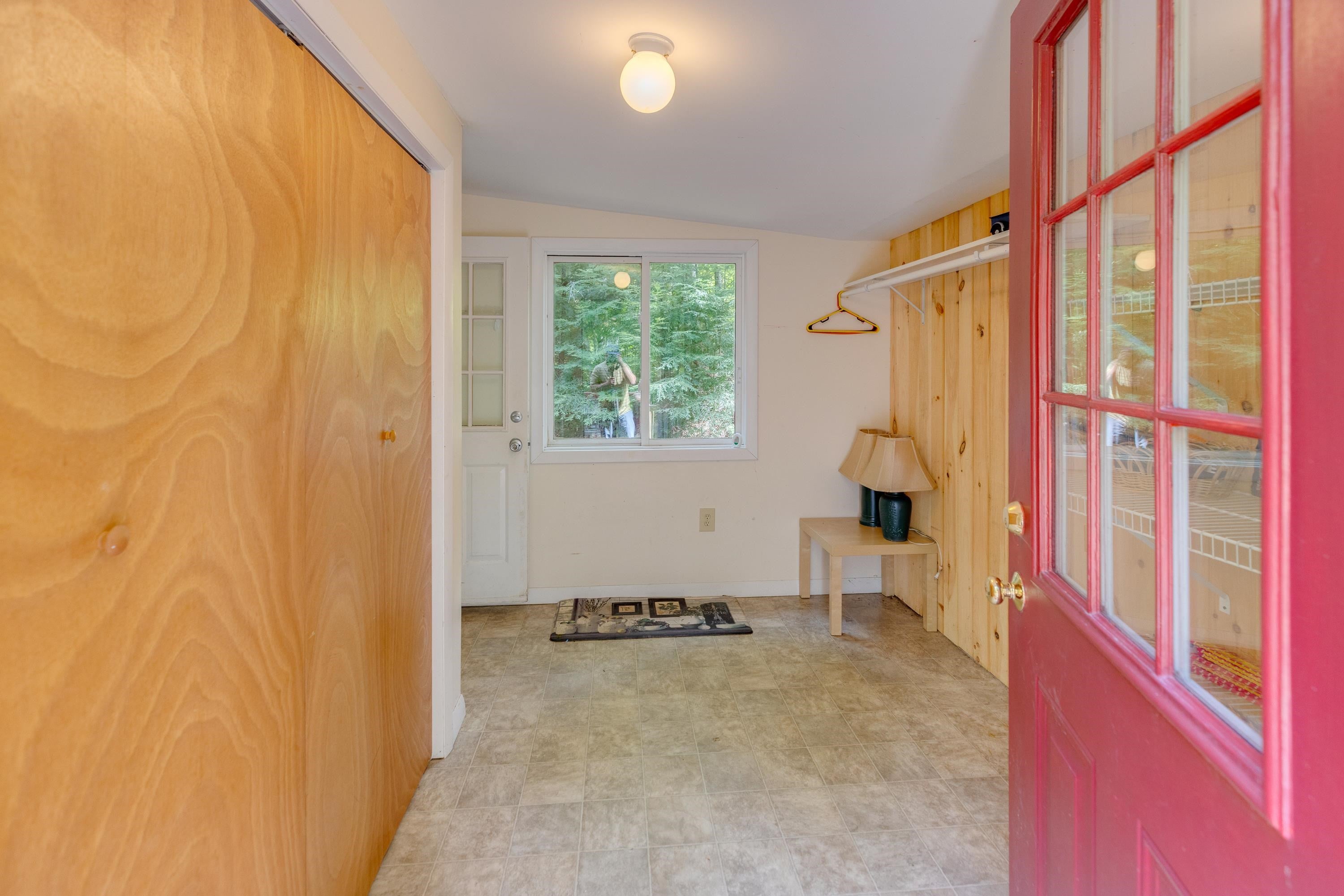 129 Hodgeman Hill Road