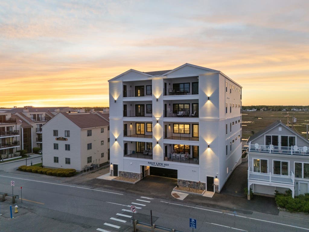 Photo of 465 Ocean Boulevard #301, Hampton, NH 03842 (MLS # 5092033)