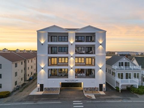 Photo of 465 Ocean Boulevard #301, Hampton, NH 03842 (MLS # 5092033)