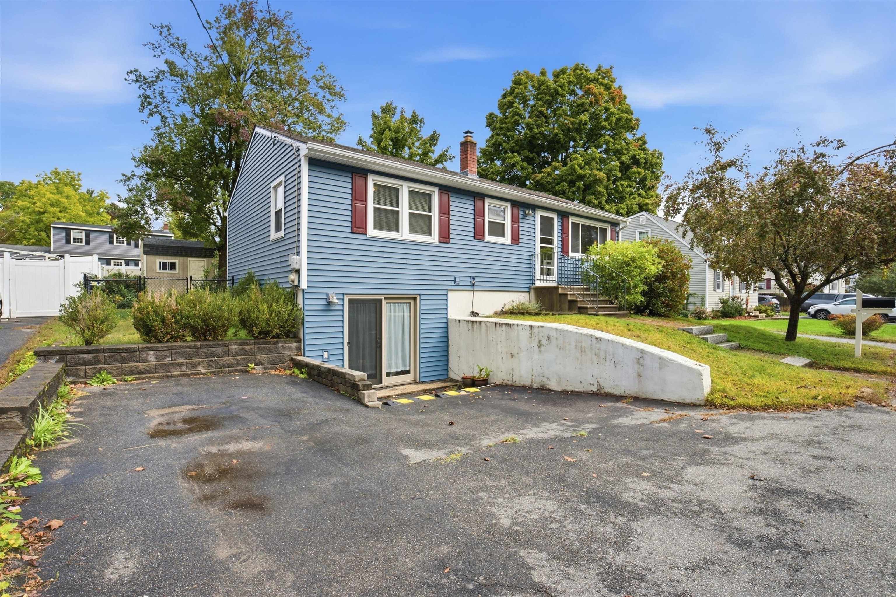 77 Coburn Street