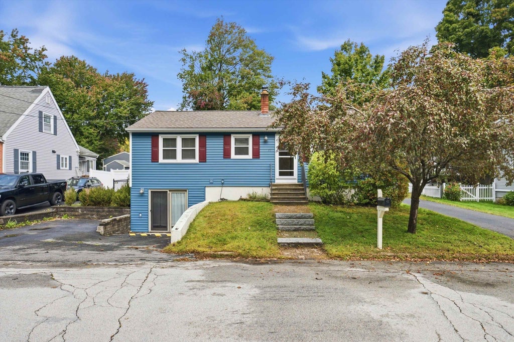 Photo of 77 Coburn Street, Manchester, NH 03102 (MLS # 5112380)