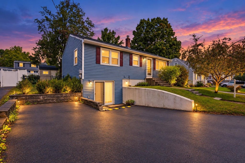 Photo of 77 Coburn Street, Manchester, NH 03102 (MLS # 5112380)