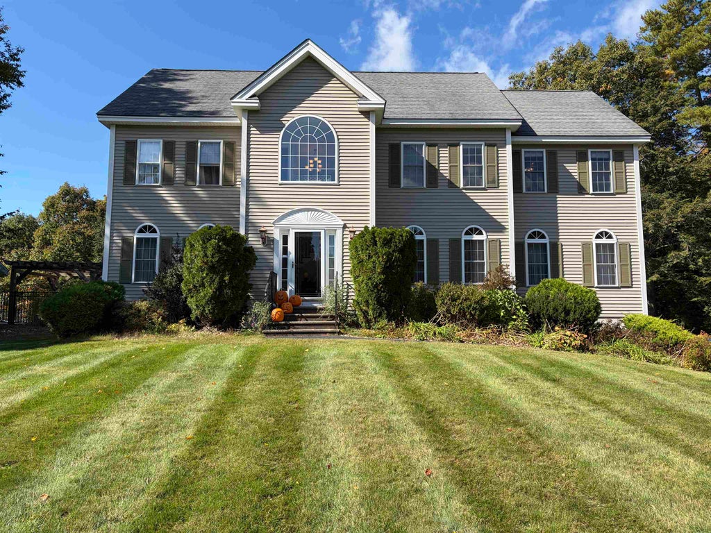 Photo of 5 Fiddlehead Lane, Chester, NH 03036 (MLS # 5113034)