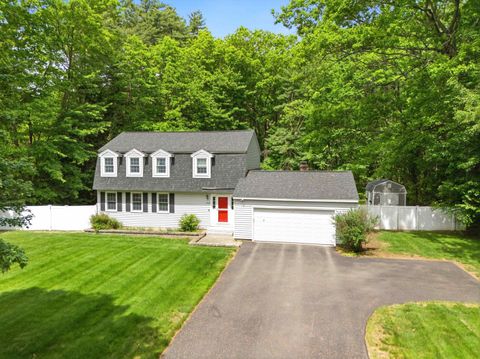 Photo of 20 Ministerial Drive, Merrimack, NH 03054 (MLS # 5091327)