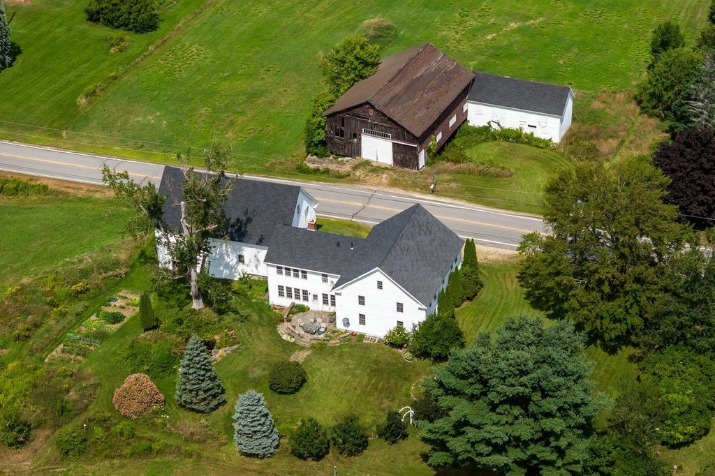 Photo of 13101311 Upper City Road, Pittsfield, NH 03263 (MLS # 5081561)