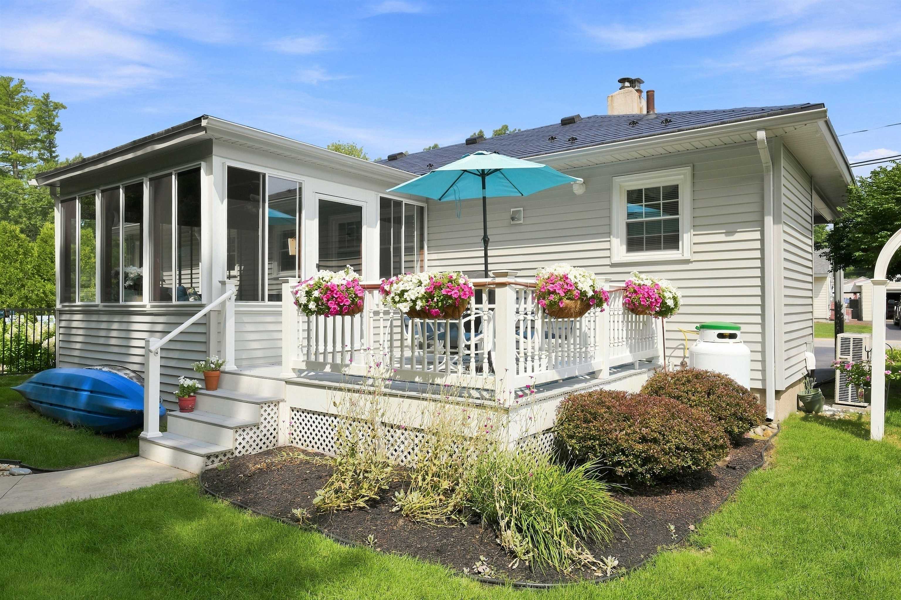 33 Palomino Lane