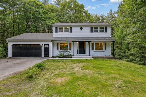 Photo of 6 Colby Lane, Pelham, NH 03076 (MLS # 5092596)