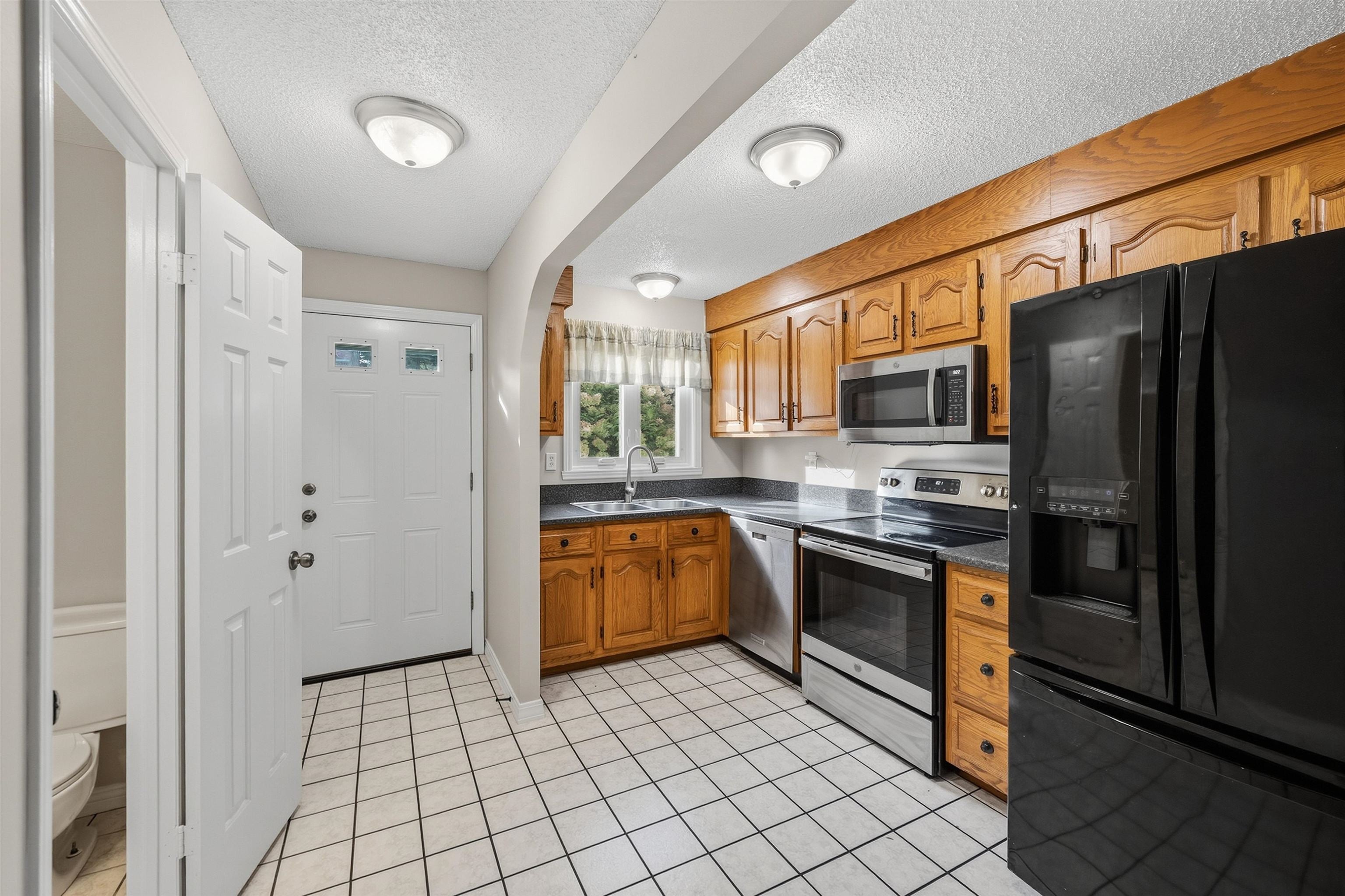 32 Shelburne Road