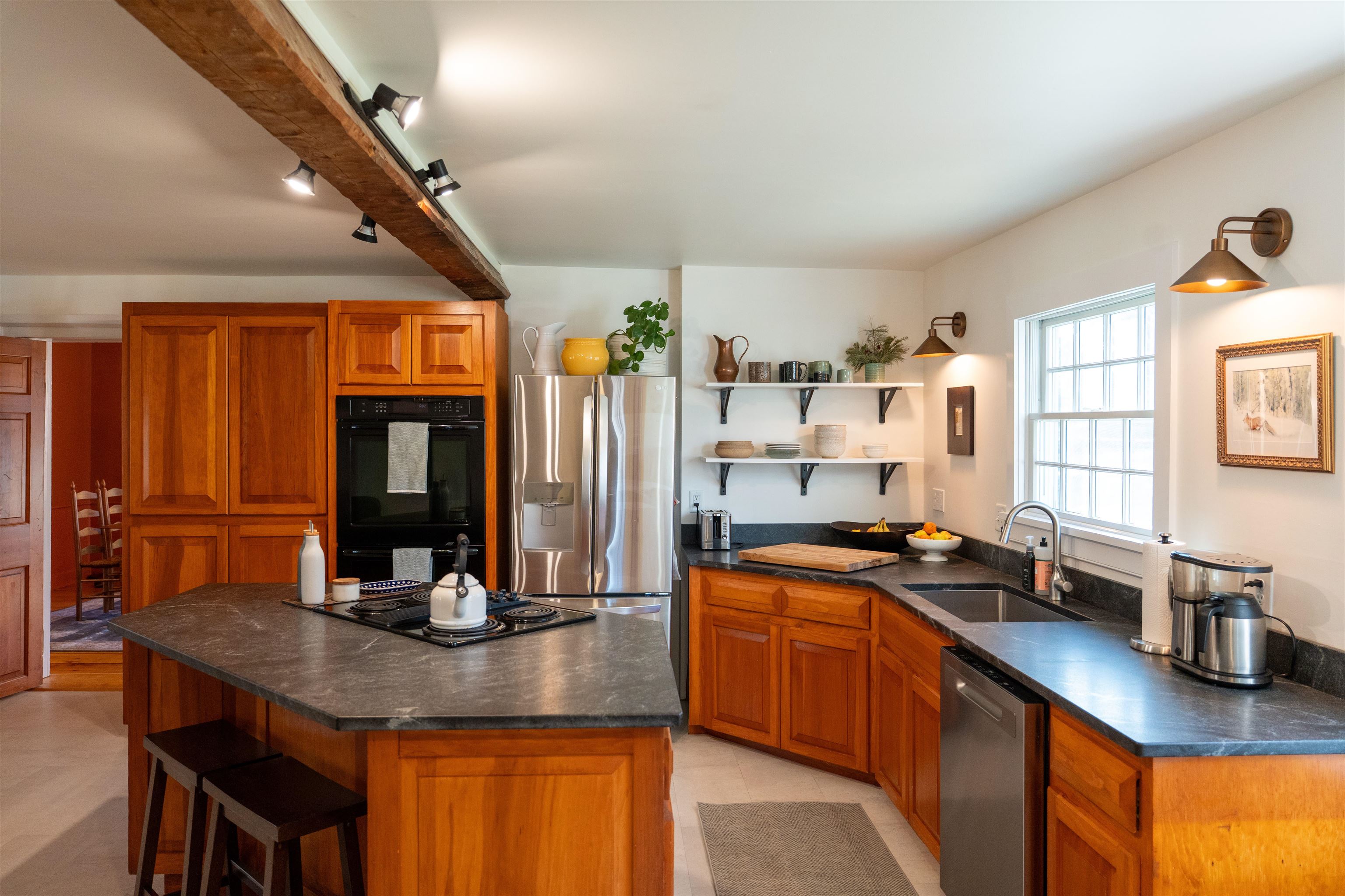 994 Pearl Lake Road