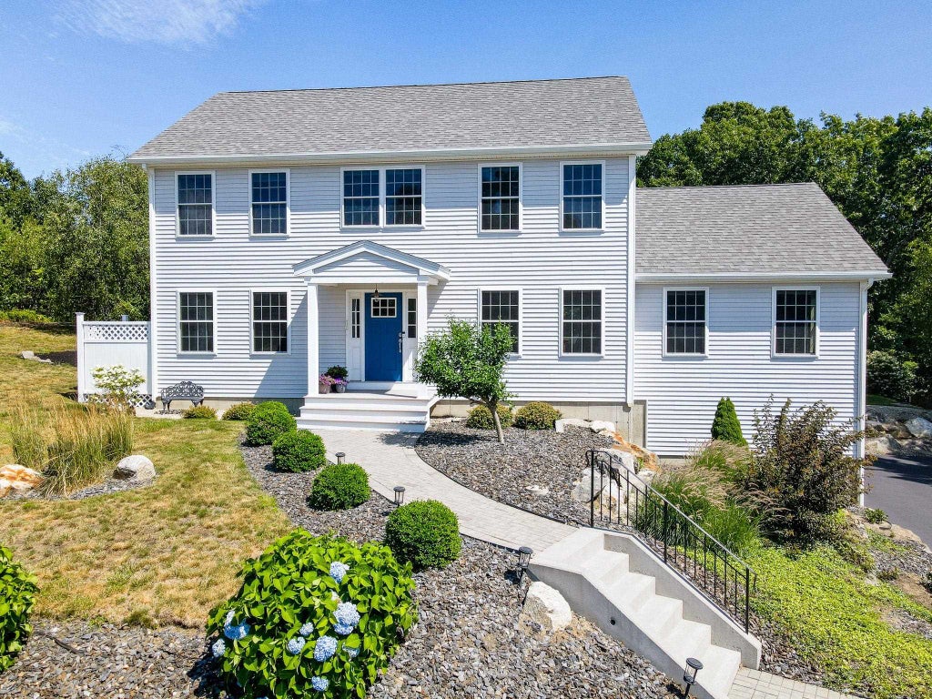 Photo of 12 Majestic Avenue, Pelham, NH 03076 (MLS # 5102010)