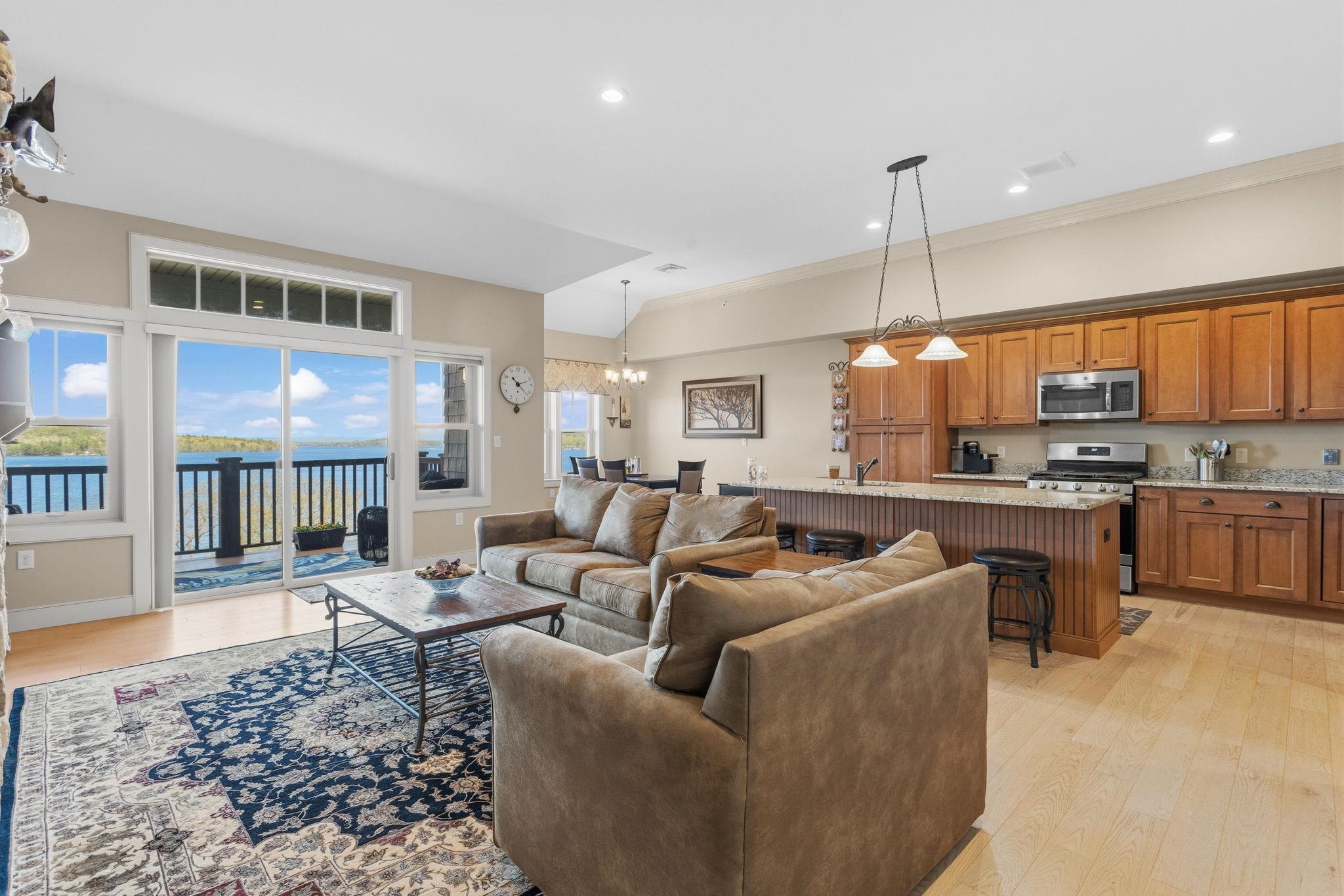 616 Scenic Road 403