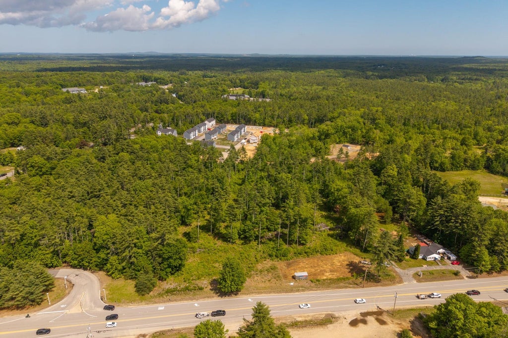 Photo of 559 CALEF Highway, Barrington, NH 03825 (MLS # 5072915)