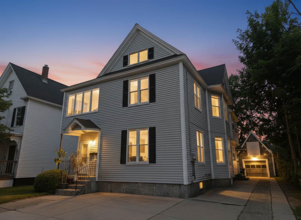Photo of 66 Amherst Street, Nashua, NH 03064 (MLS # 5098480)