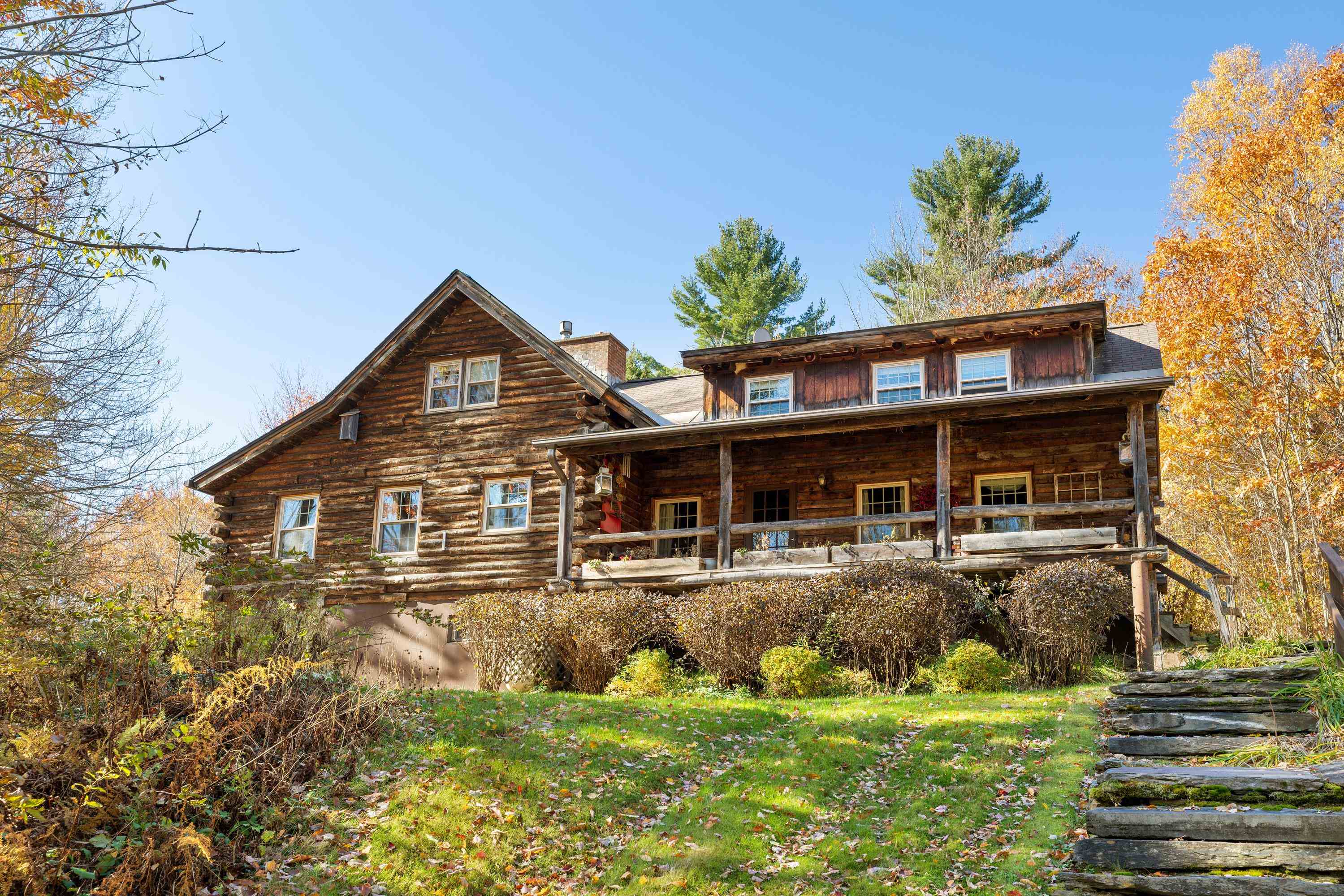1406 W Hill Road