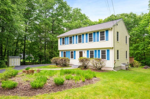 Photo of 43 Sage Court, Goffstown, NH 03045 (MLS # 5093920)