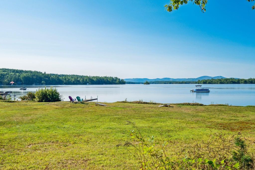 Photo of 3 Brewster Road, Tuftonboro, NH 03816 (MLS # 5092092)