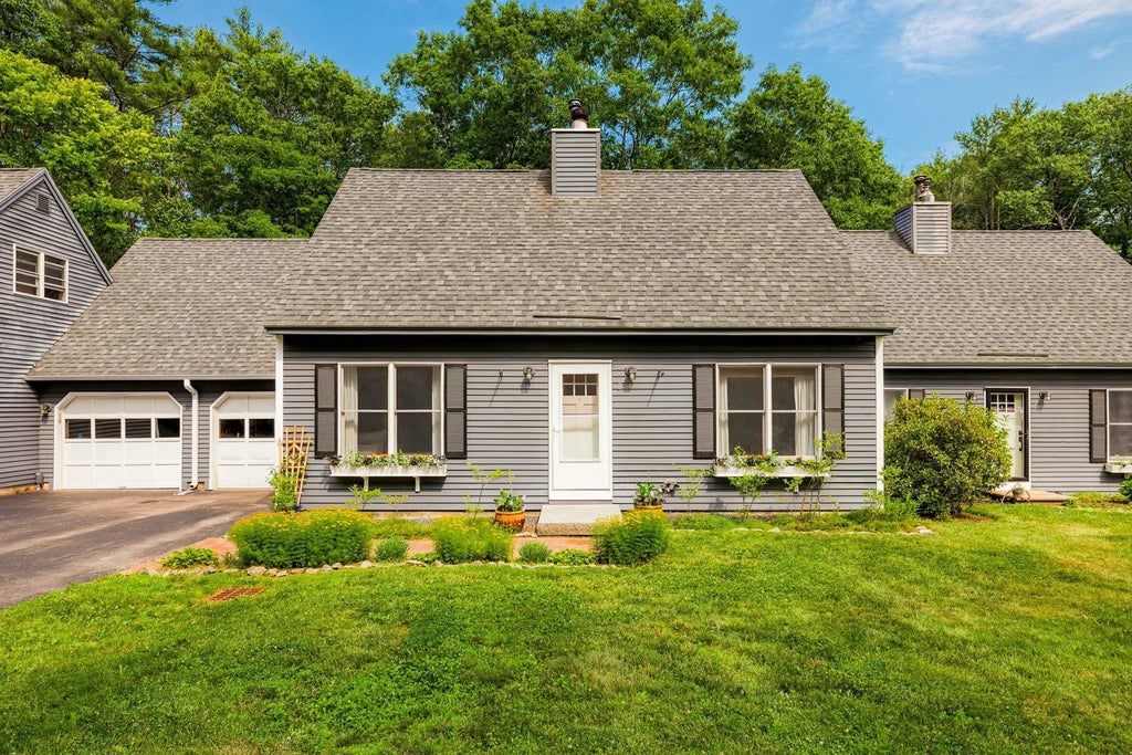 Photo of 3 Langelley Drive, Lee, NH 03861 (MLS # 5105636)