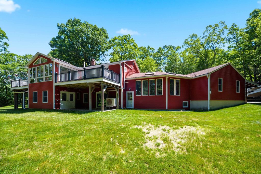 Photo of 140 Appletree Road, Auburn, NH 03032 (MLS # 5095484)