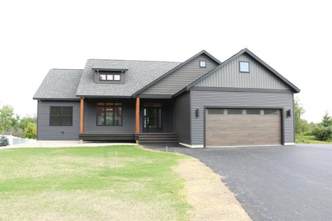Photo of 474 Blane Circle #40, Pembroke, NH 03275 (MLS # 5076626)