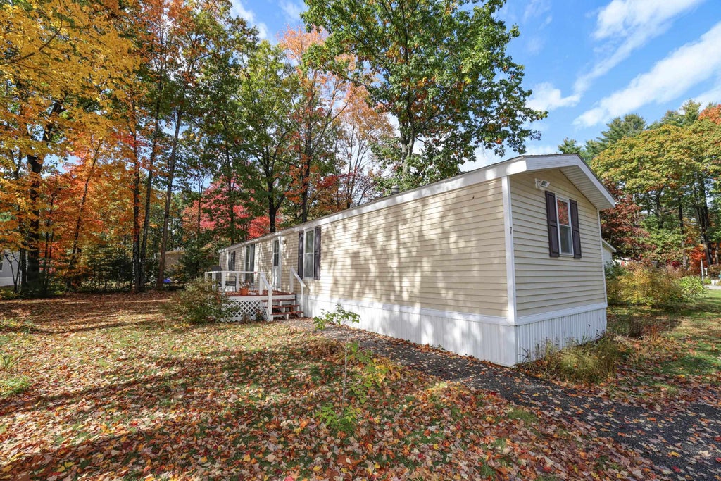 Photo of 7 Marilyn Drive, Concord, NH 03303 (MLS # 5095148)