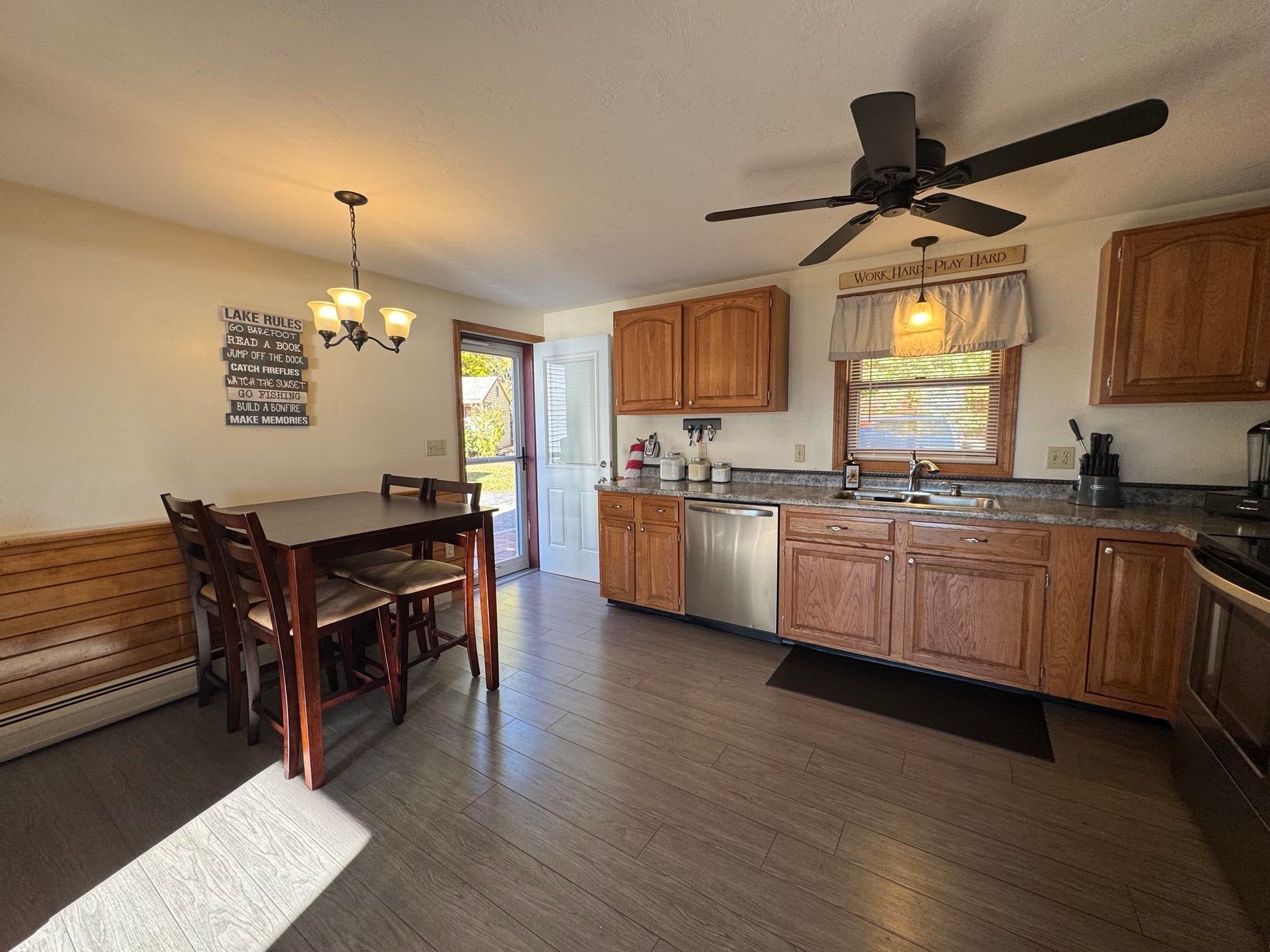 147 Weirs Boulevard 4