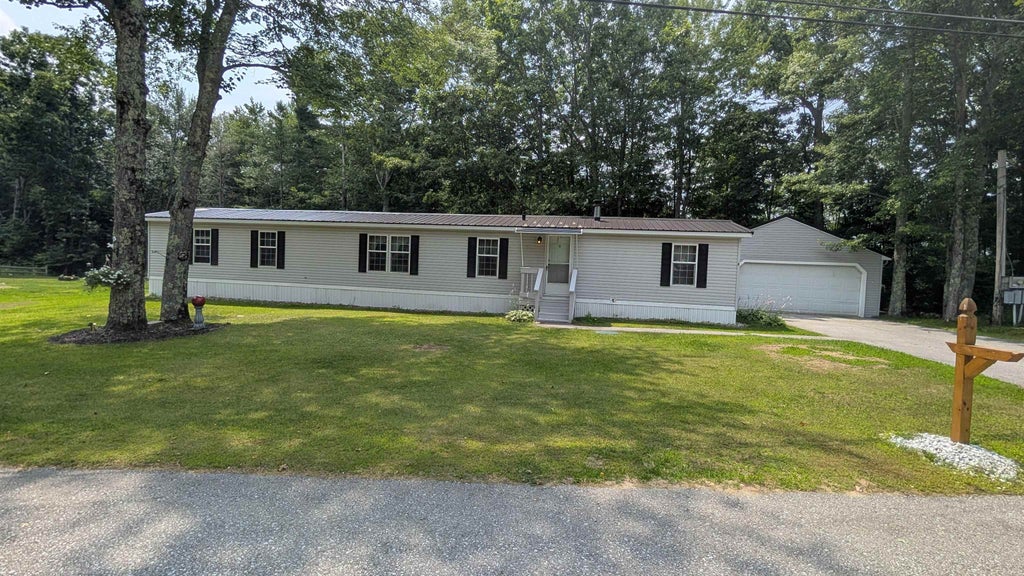 Photo of 732 Concord Stage Road #9, Weare, NH 03281 (MLS # 5102140)