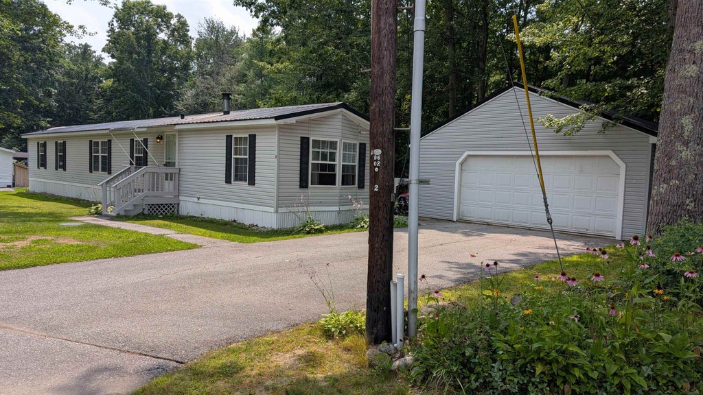 Photo of 732 Concord Stage Road #9, Weare, NH 03281 (MLS # 5102140)
