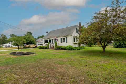 Photo of 166 Milton Road, Rochester, NH 03868 (MLS # 5105432)