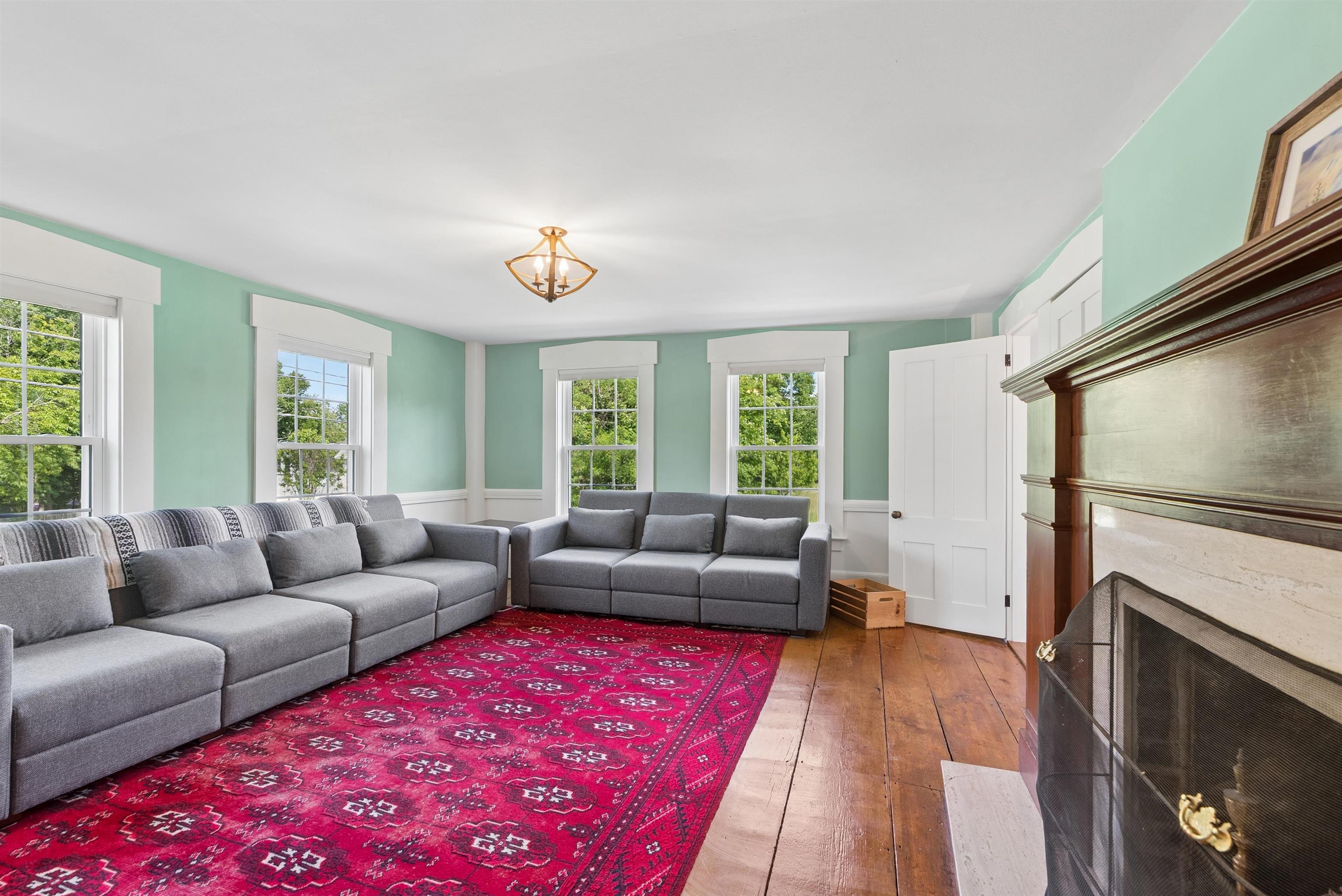567 First Crown Point Road
