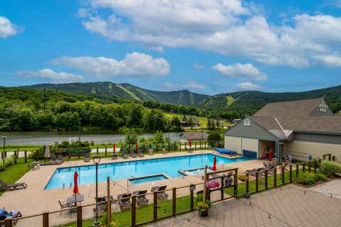 Photo of 228 East Mountain Road #AA DUP GRAND HOTEL 1, Killington, VT 05751 (MLS # 5106761)