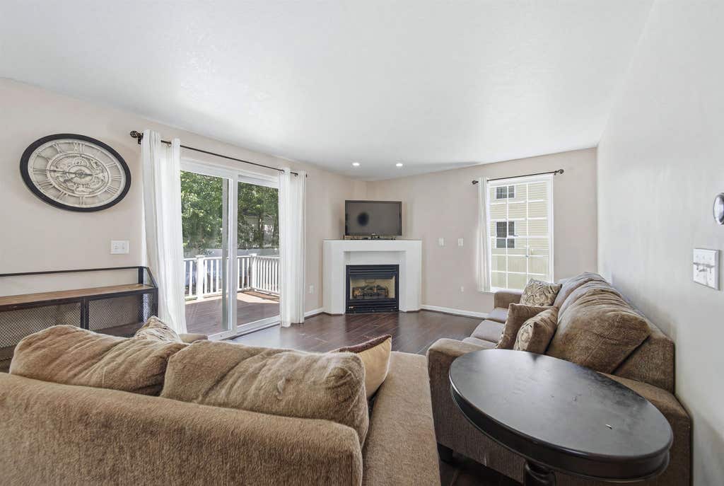 Photo of 12 Lamprey Street, Newmarket, NH 03857 (MLS # 5095081)
