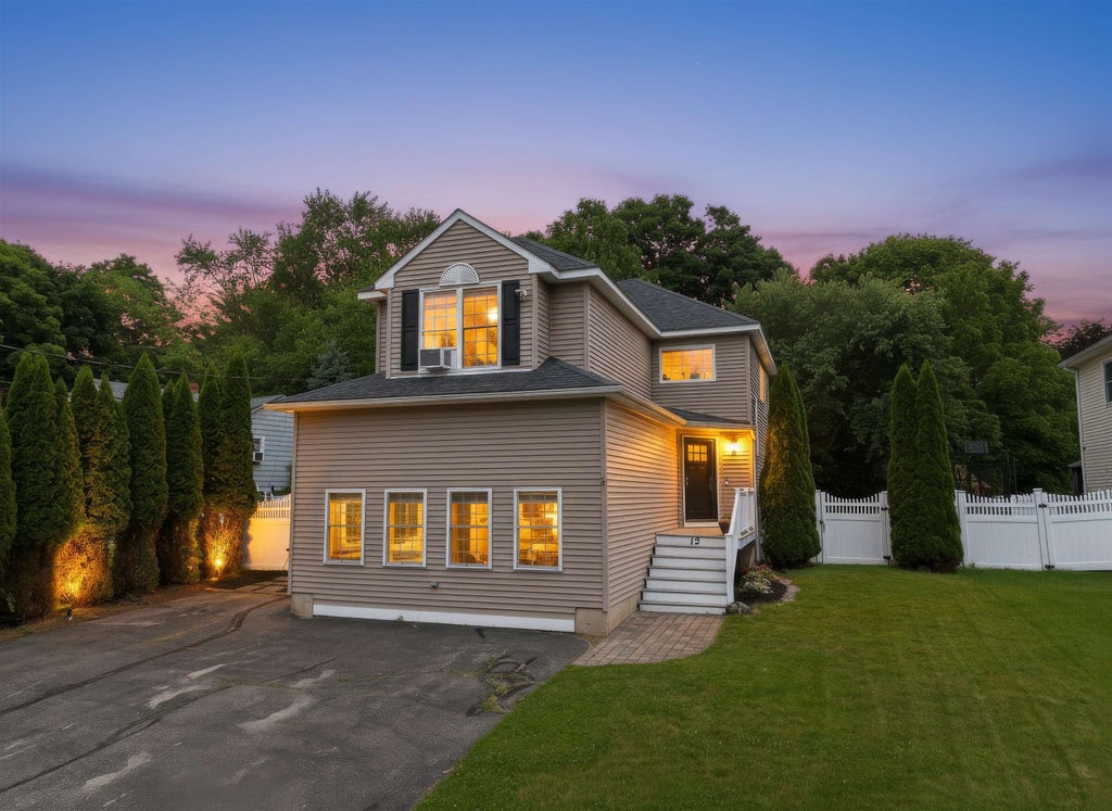 Photo of 12 Lamprey Street, Newmarket, NH 03857 (MLS # 5095081)