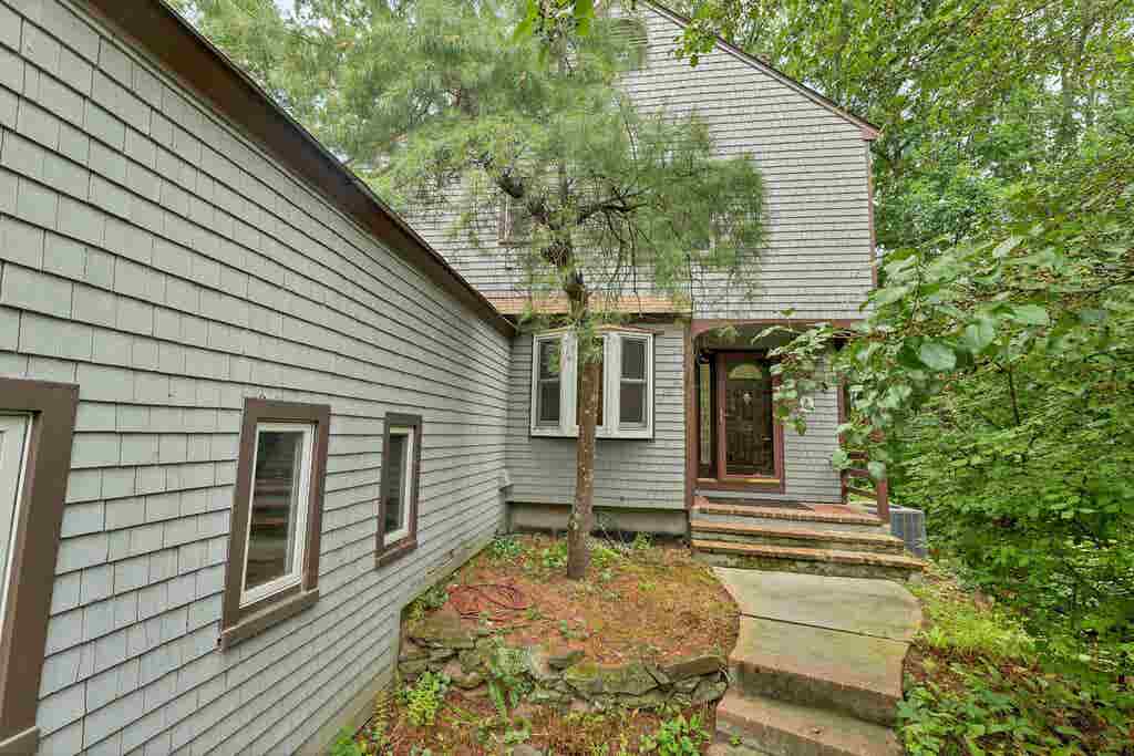 Photo of 9 Kipford Way, Nashua, NH 03063 (MLS # 5105554)
