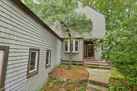 Photo of 9 Kipford Way, Nashua, NH 03063 (MLS # 5105554)