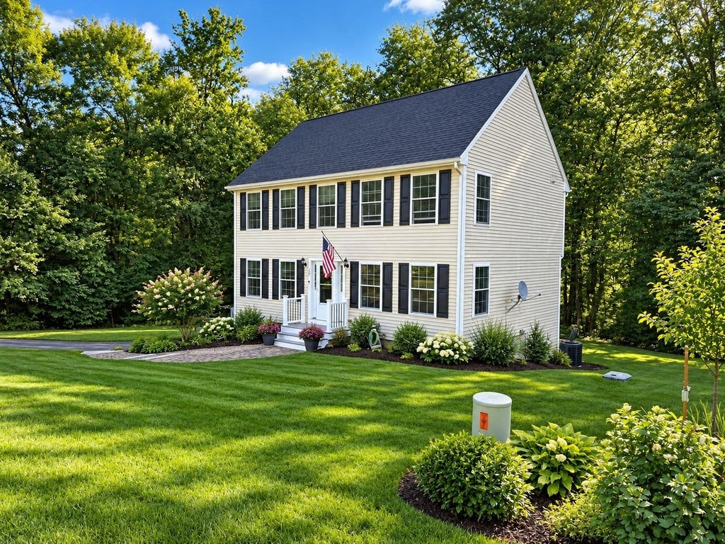 Photo of 58 Ebony Drive, Rochester, NH 03867 (MLS # 5110518)