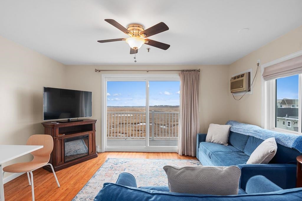 611 Ocean Boulevard 3