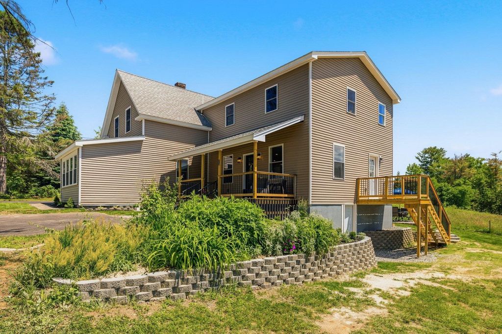 Photo of 25 Mill Street, Epping, NH 03042 (MLS # 5094104)