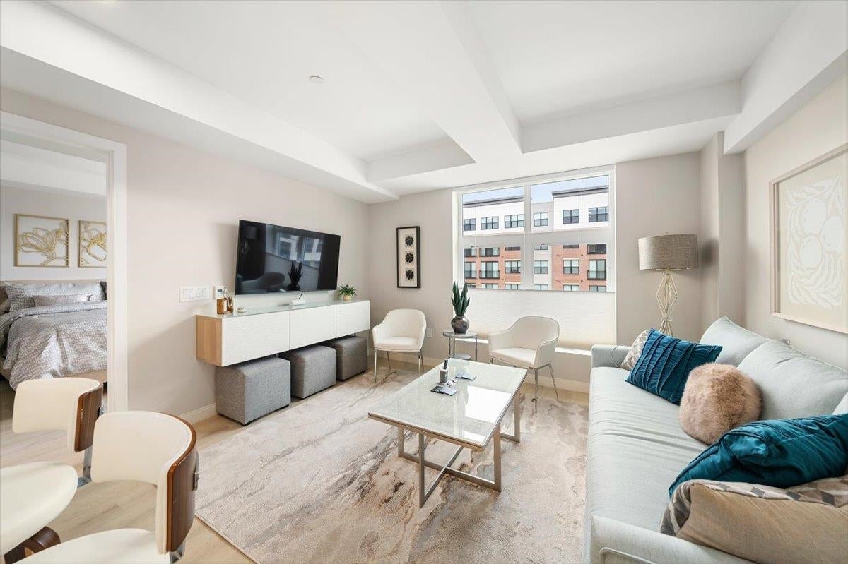 18 Artisan Drive 419