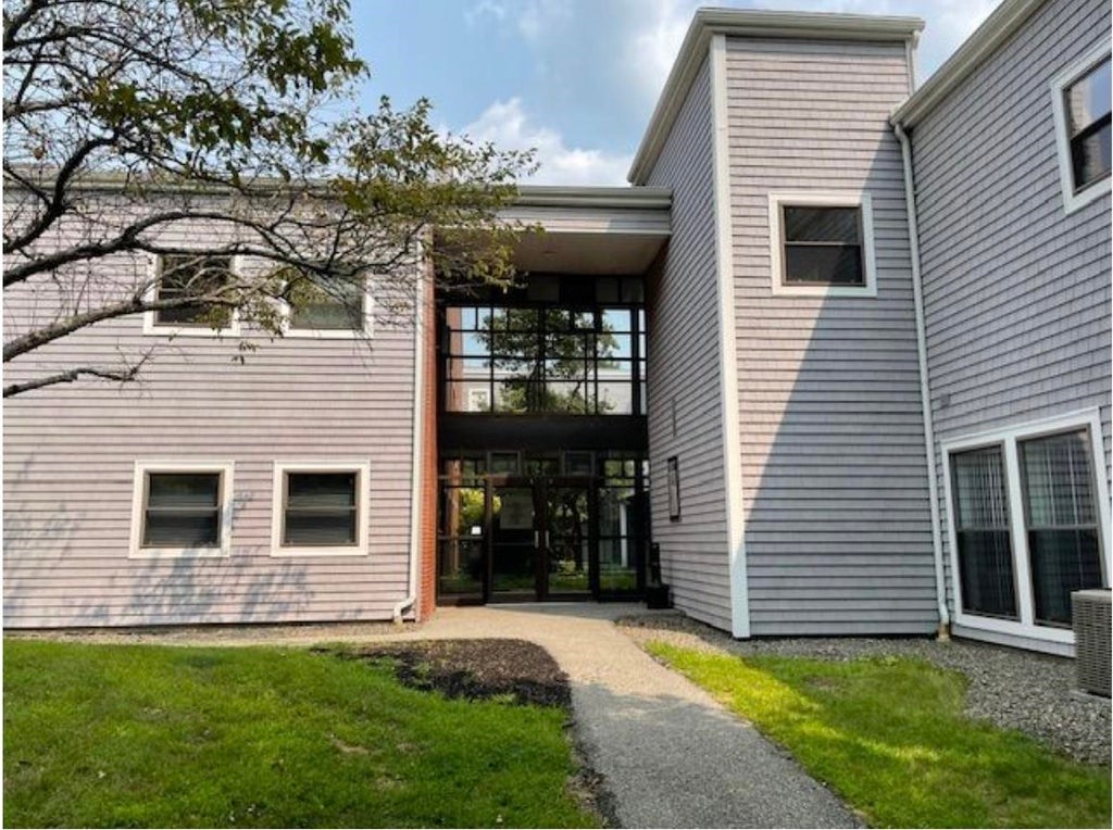 Photo of 278 Lafayette Road #1W1, Portsmouth, NH 03801 (MLS # 5097457)