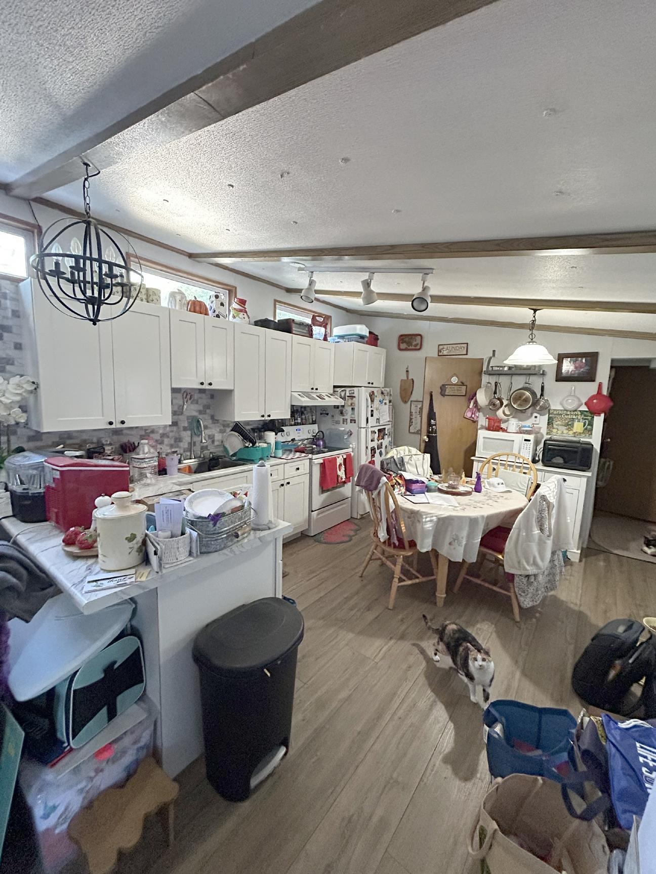 320 Old Lake Shore Road 6