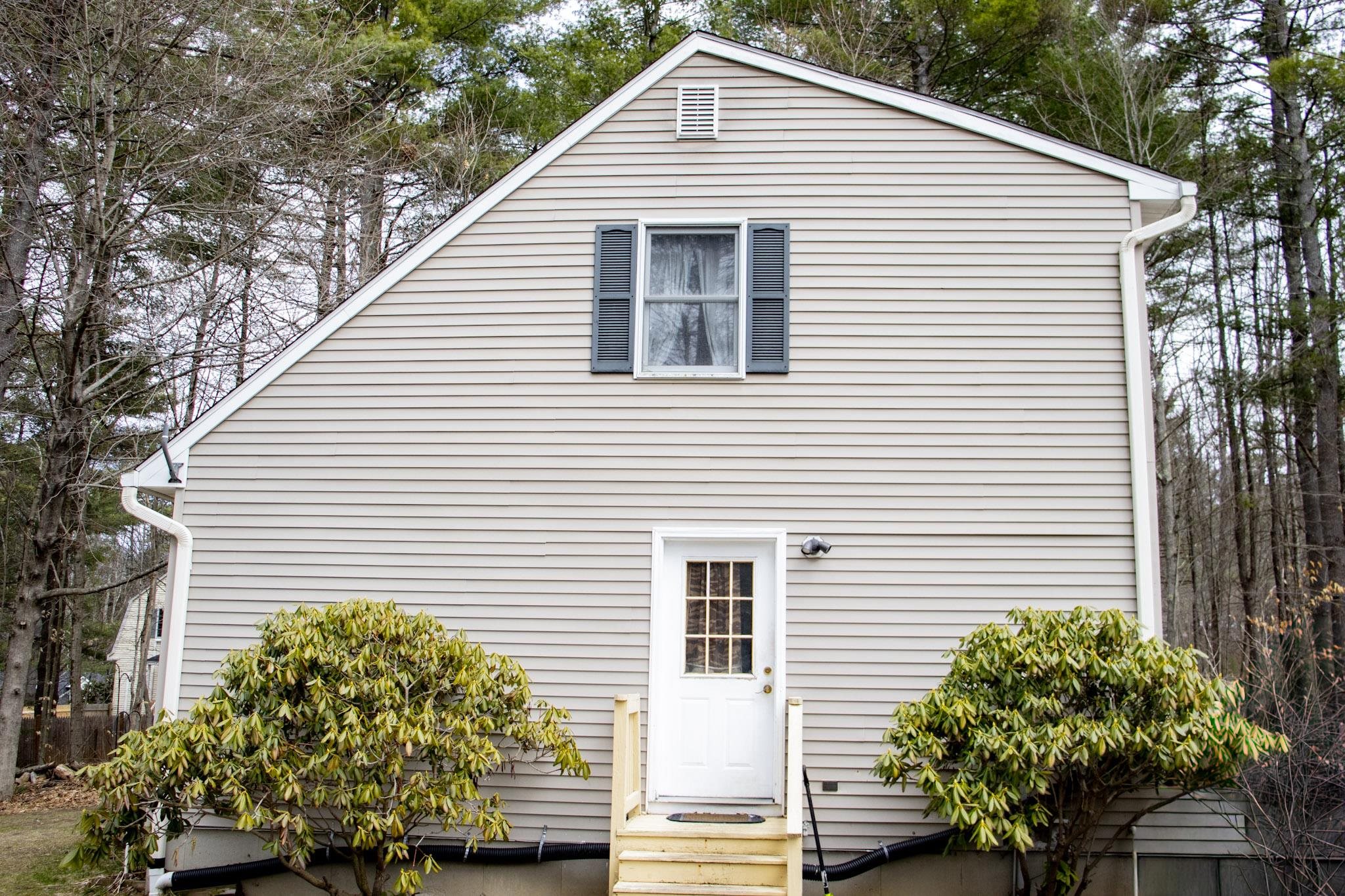 8 Russet Drive
