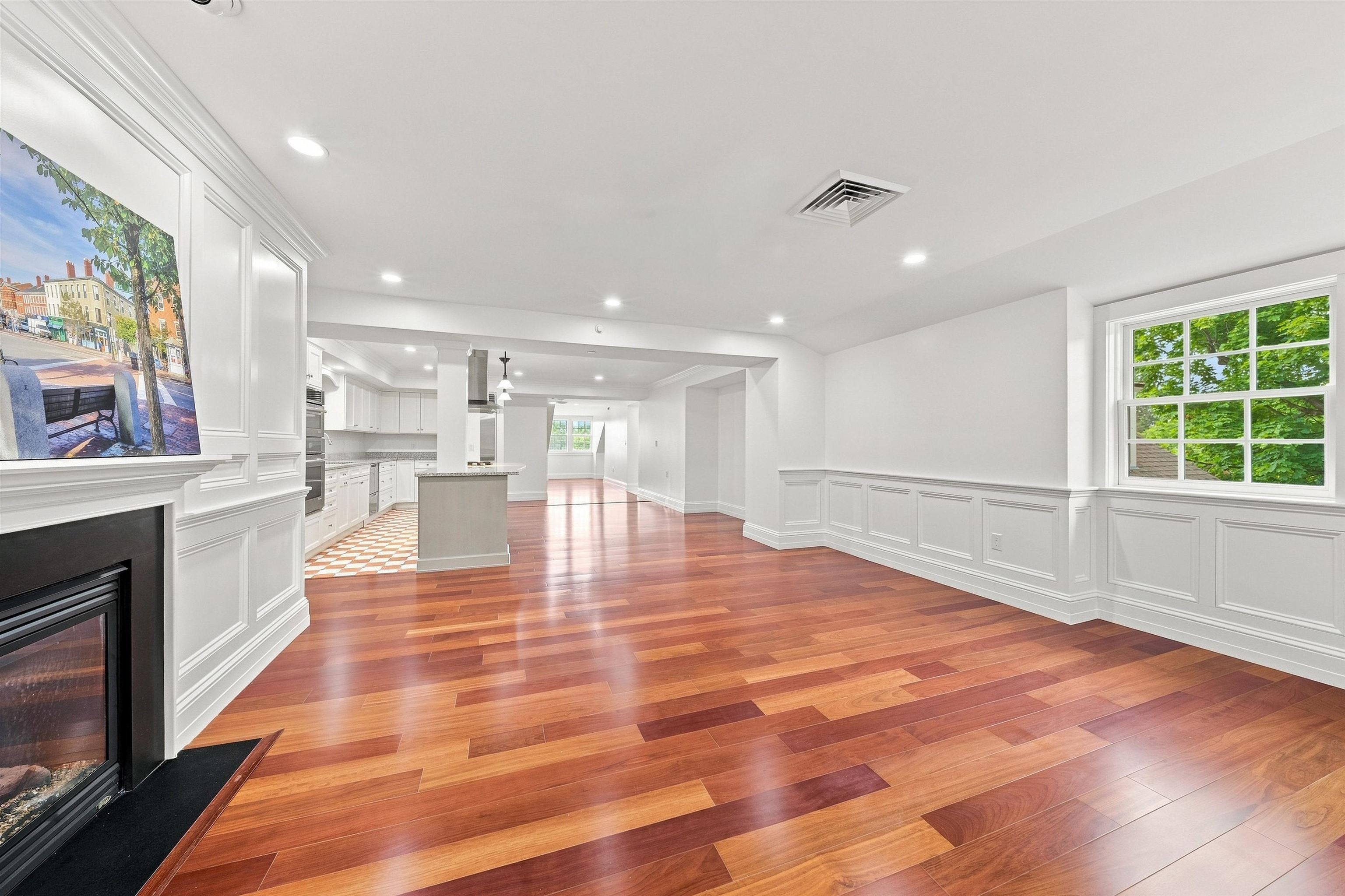 66 State Street 403