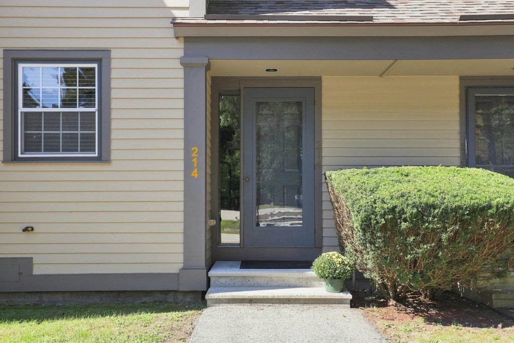 Photo of 1465 Hooksett Road #214, Hooksett, NH 03106 (MLS # 5108428)