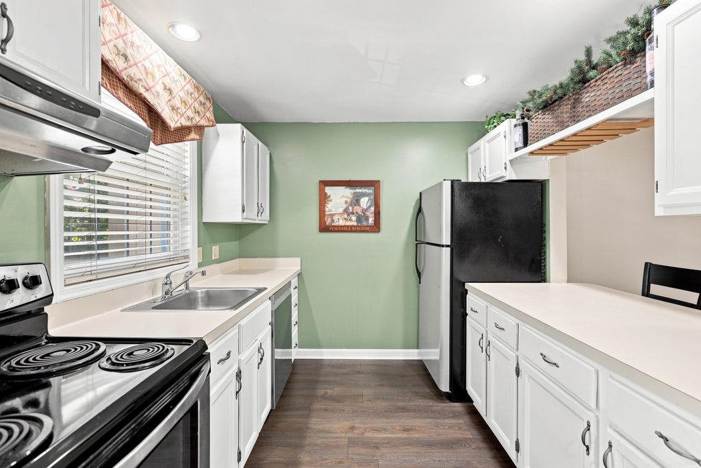 Photo of 1465 Hooksett Road #214, Hooksett, NH 03106 (MLS # 5108428)
