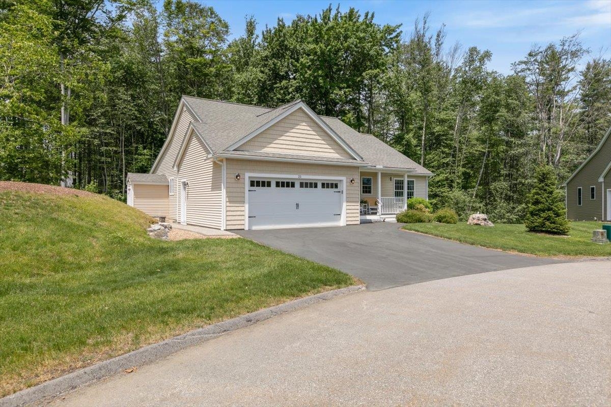 25 Ridgeview Drive