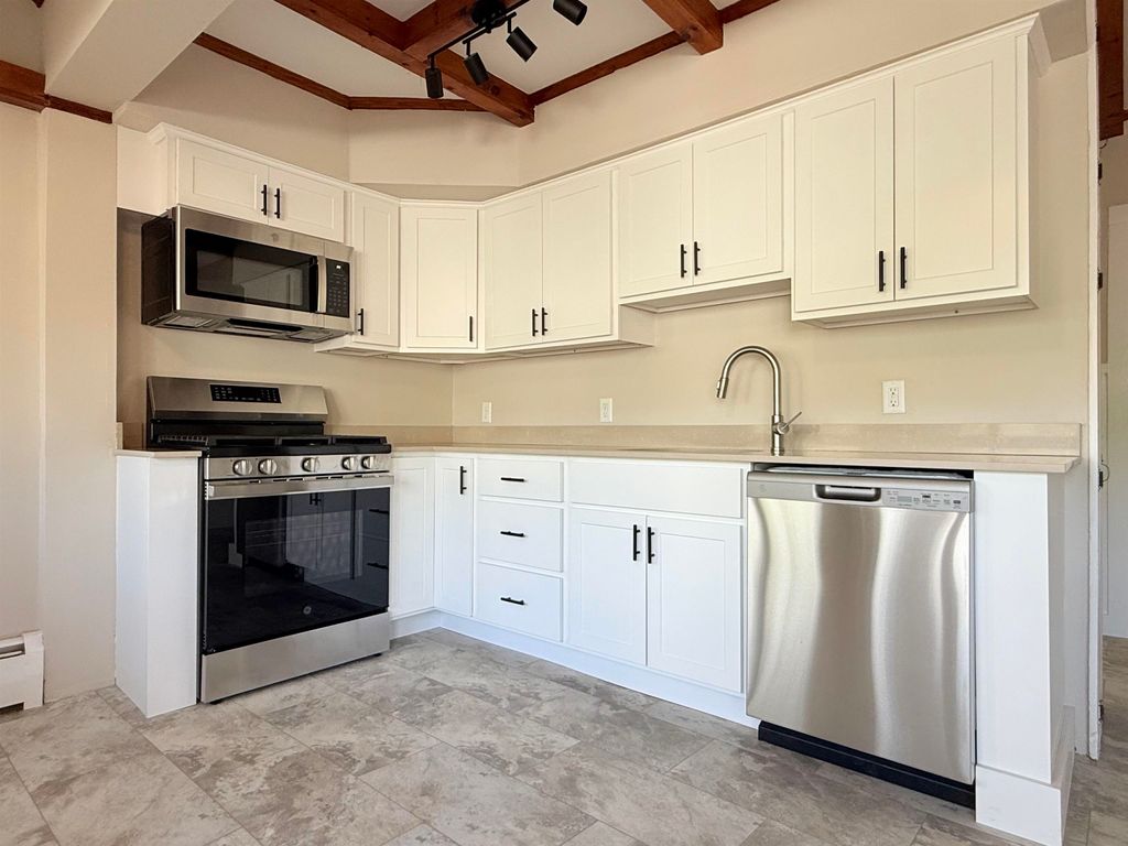Photo of 426 Milford Street, Manchester, NH 03102 (MLS # 5091059)