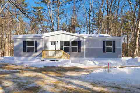 Photo of 54 O'Keefe Circle, Conway, NH 03860 (MLS # 5101103)
